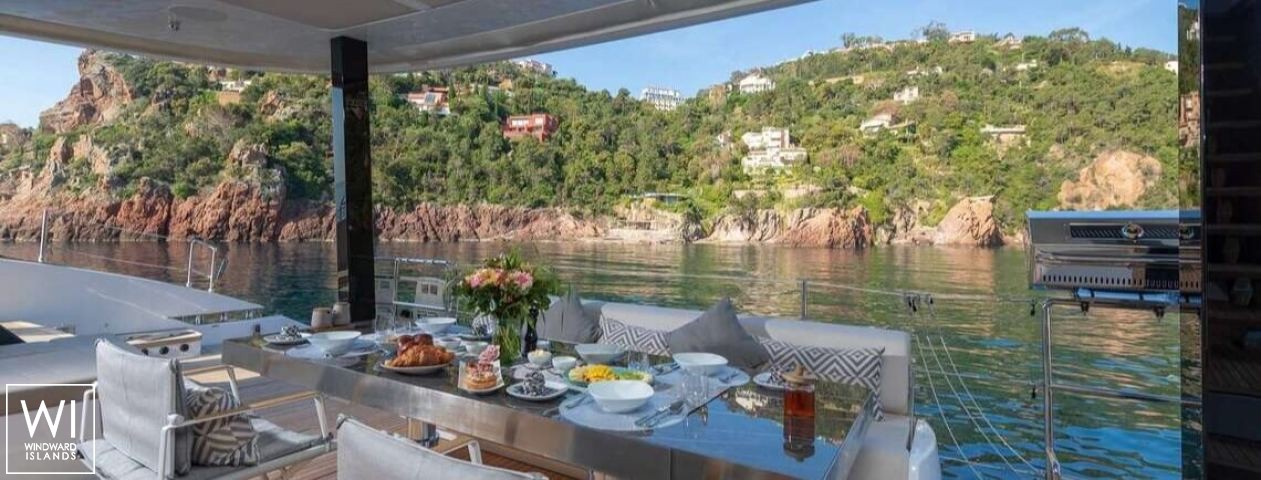 
																ENDLESS HORIZON																 1