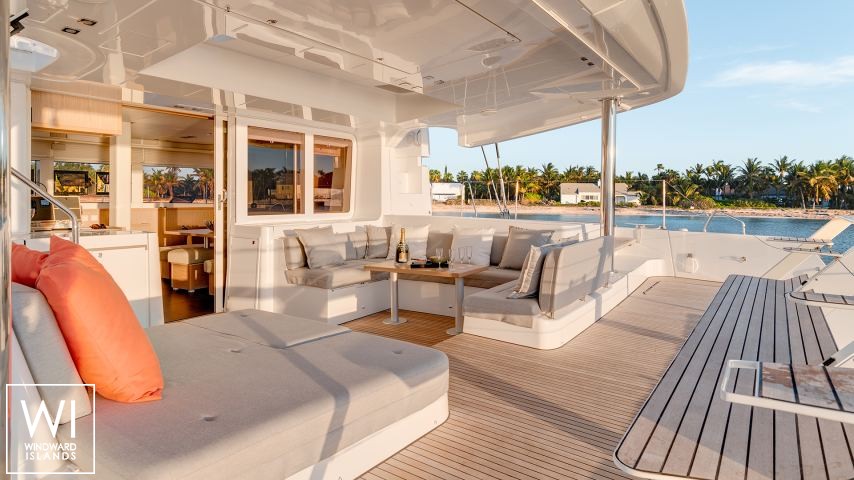 
																Lagoon 52																 3