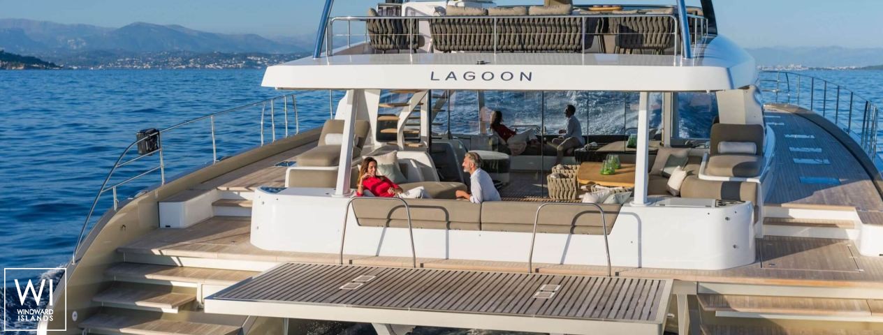 
																SIETE MARES																 1