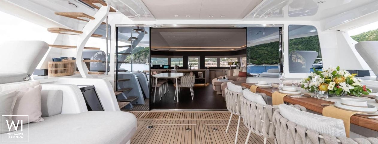 
																SIETE MARES																 6
