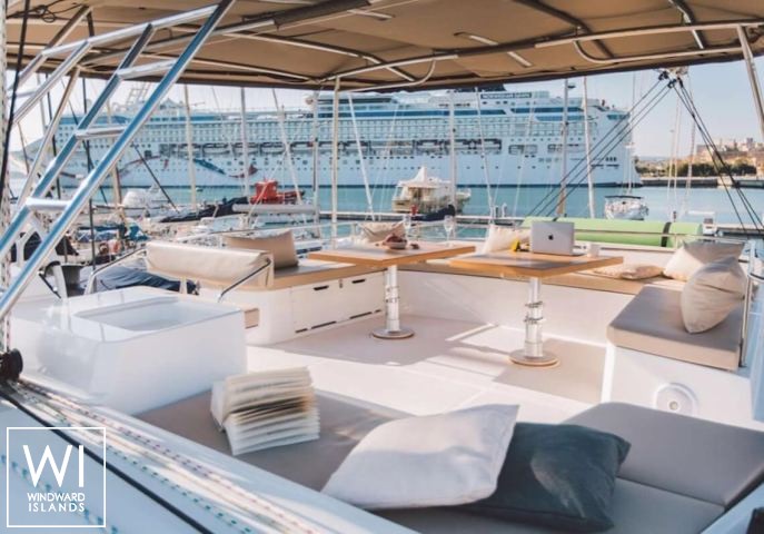 
																ELENA																 6