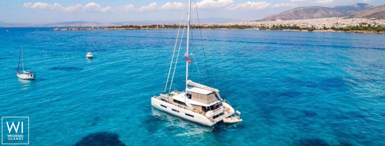 
																White Caps																 1