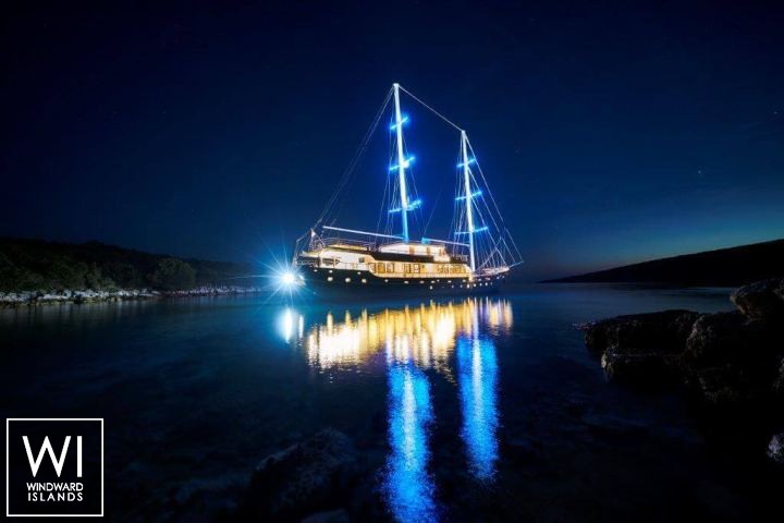 
																Corsario 																 4