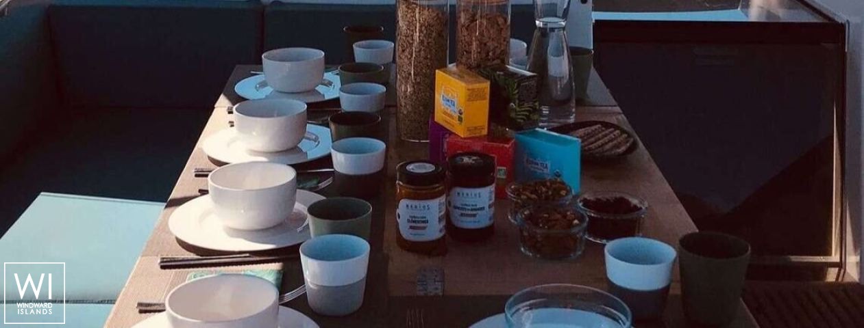 
																Mahina 3																 6