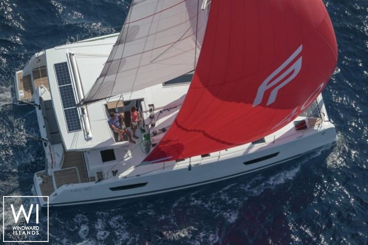 
																Isla 40																 2