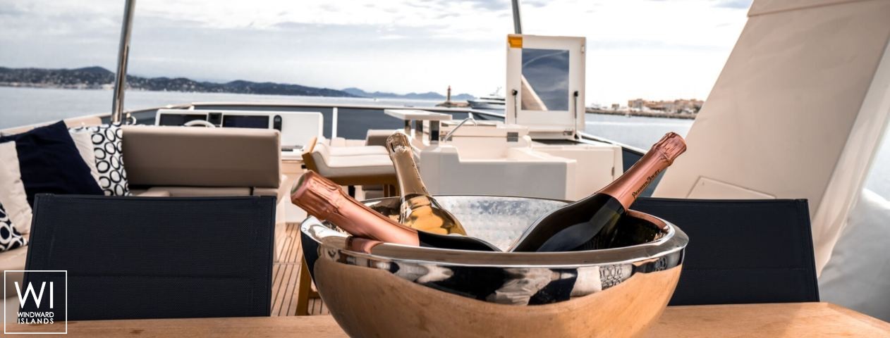 
																Romy One																 6