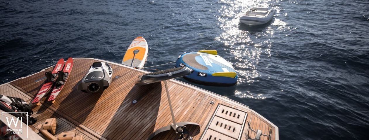 
																APOLLONIA																 3