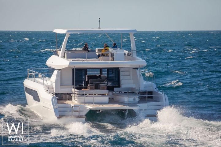 
																Leopard 53 Powercat																 4