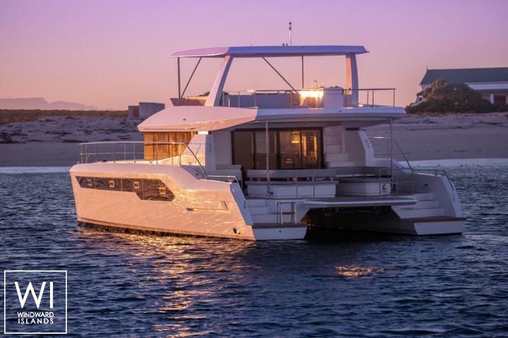 
																Leopard 53 Powercat																 5