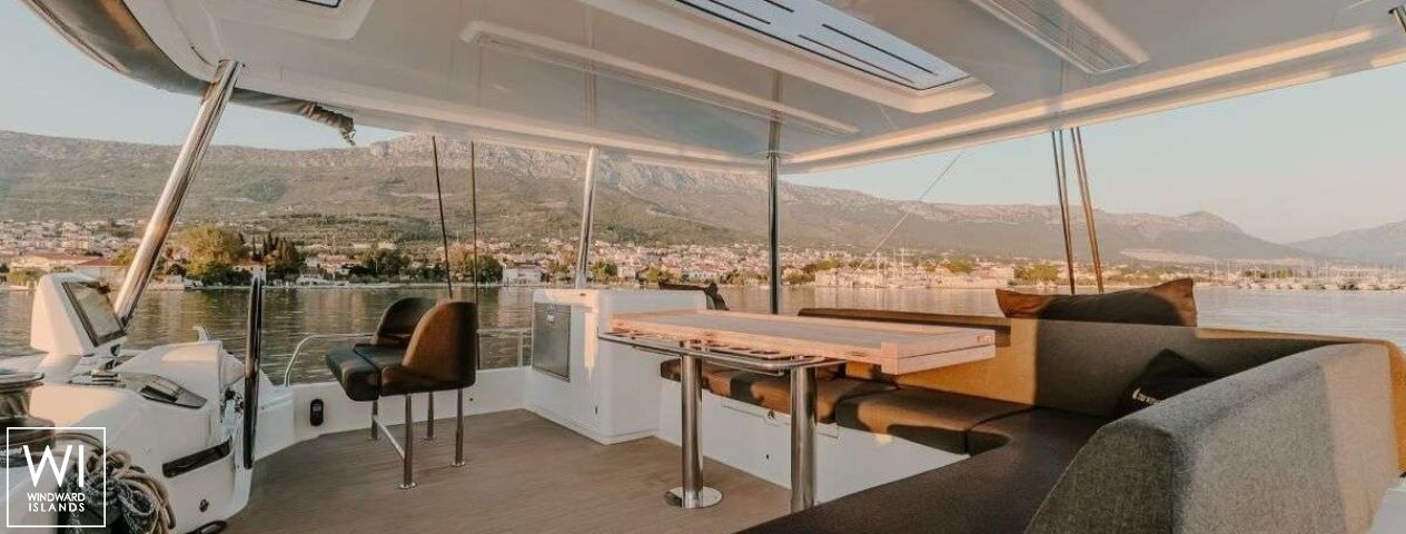 
																TRI WING																 4