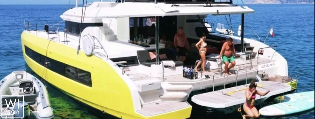 
																LUZ DEL MAR																 5