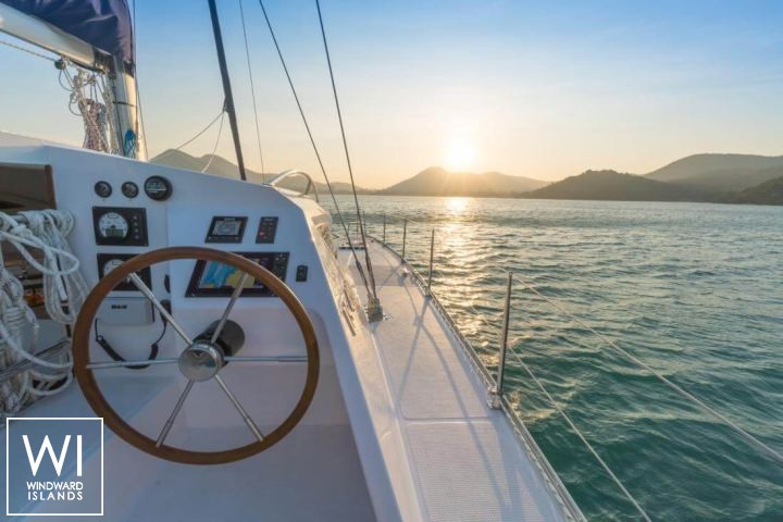 
																Islands Spirit 410																 2