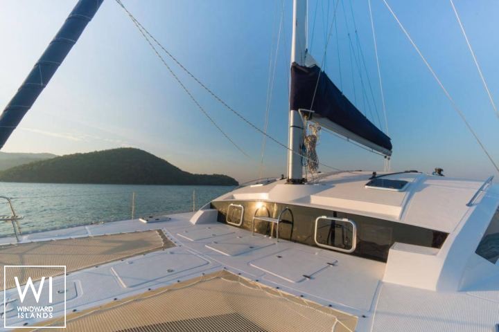 
																Islands Spirit 410																 5