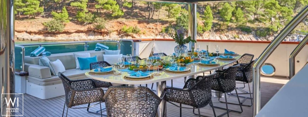 
																Omnia																 5