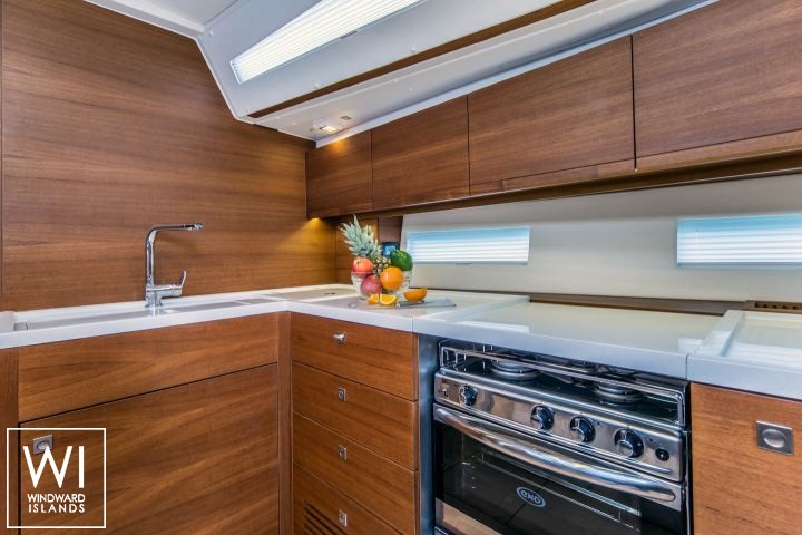 
																Sailing Yacht 55																 5