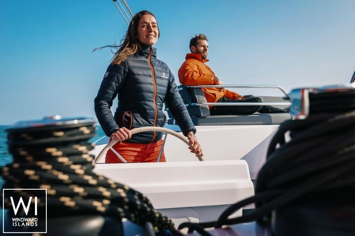 
																Aura 51																 6