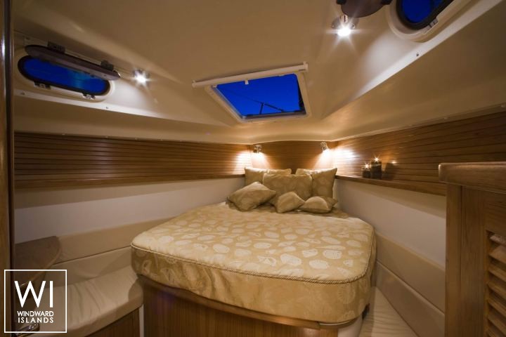 
																Catalina 445																 6