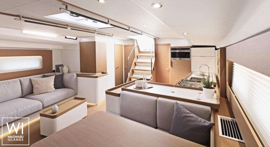 
																ON Y VA																 4