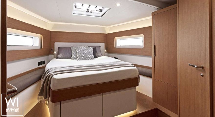 
																ON Y VA																 2