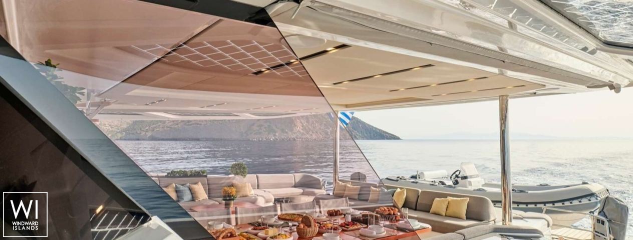 
																ALINA																 4