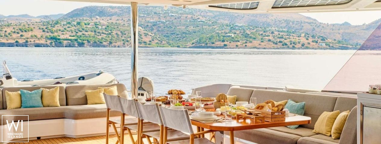 
																ALINA																 5