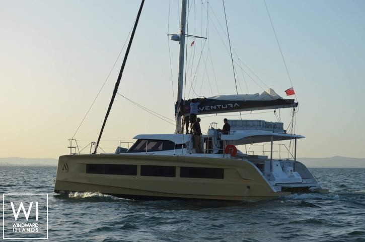 
																Aventura 45																 2