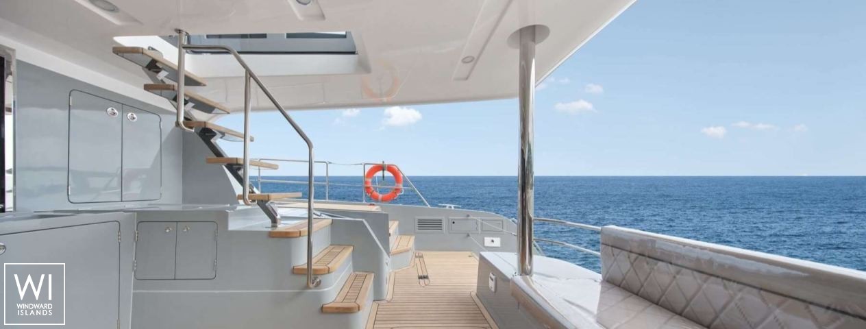 
																Emerald Queen																 1