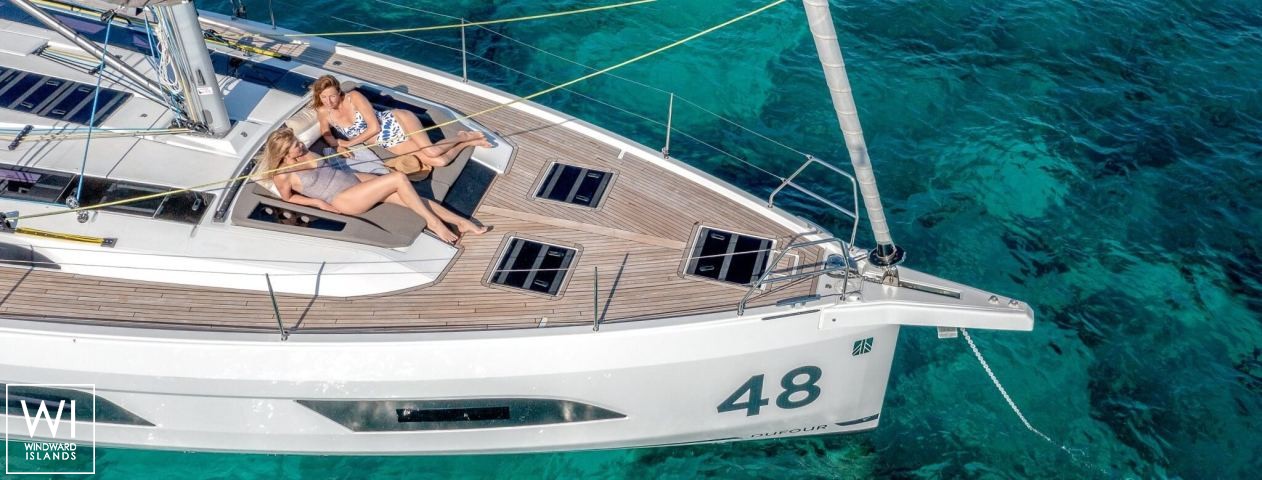 
																Dufour 48																 4