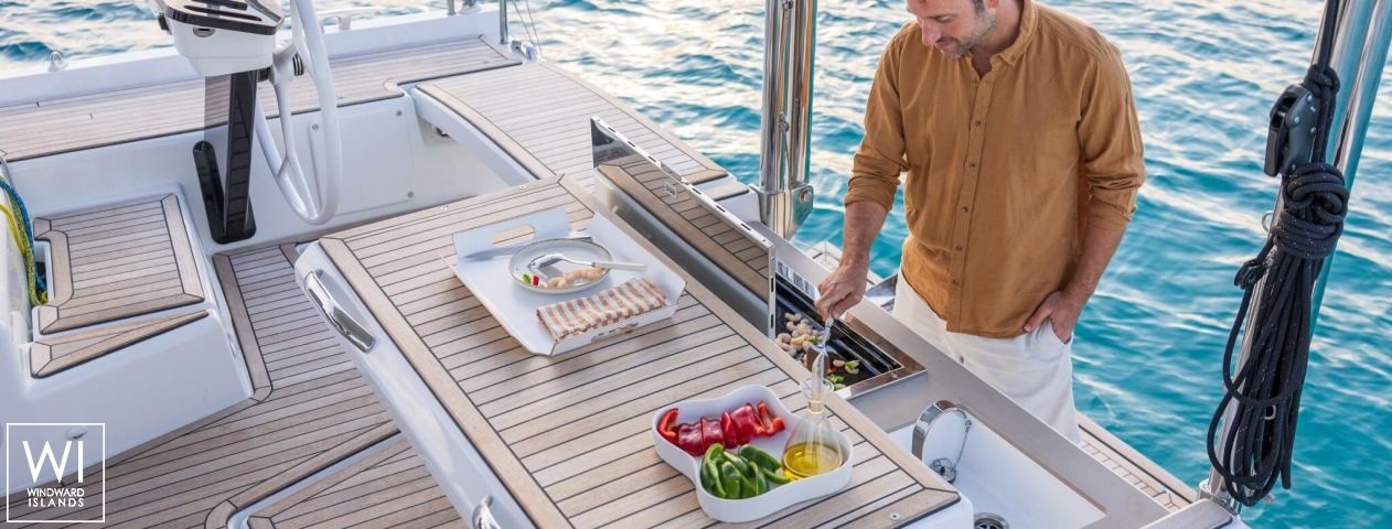 
																Dufour 48																 6