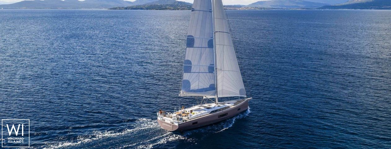 
																Oceanis  52																 3