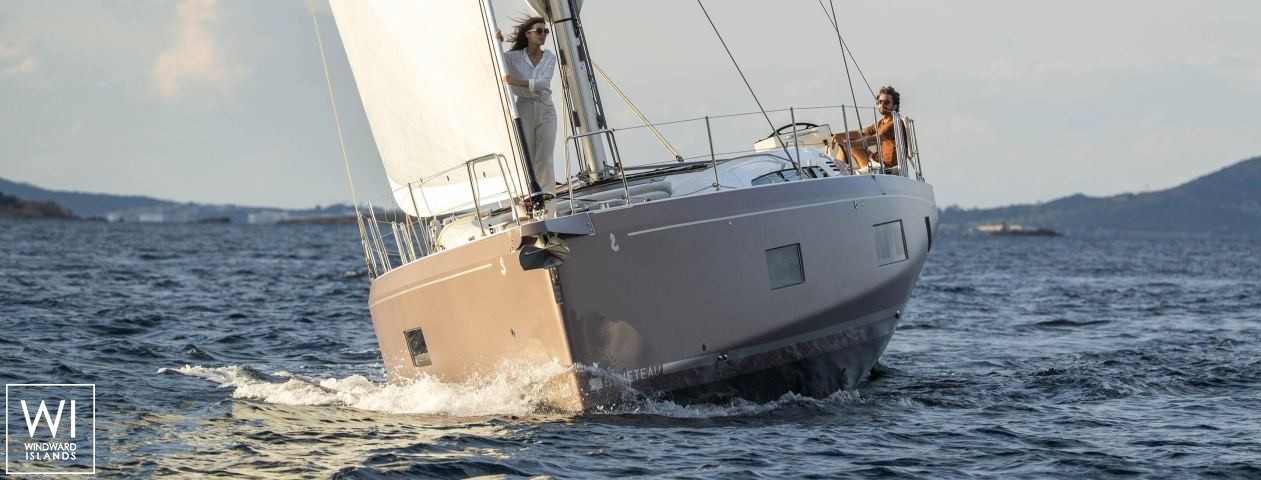 
																Oceanis  52																 5