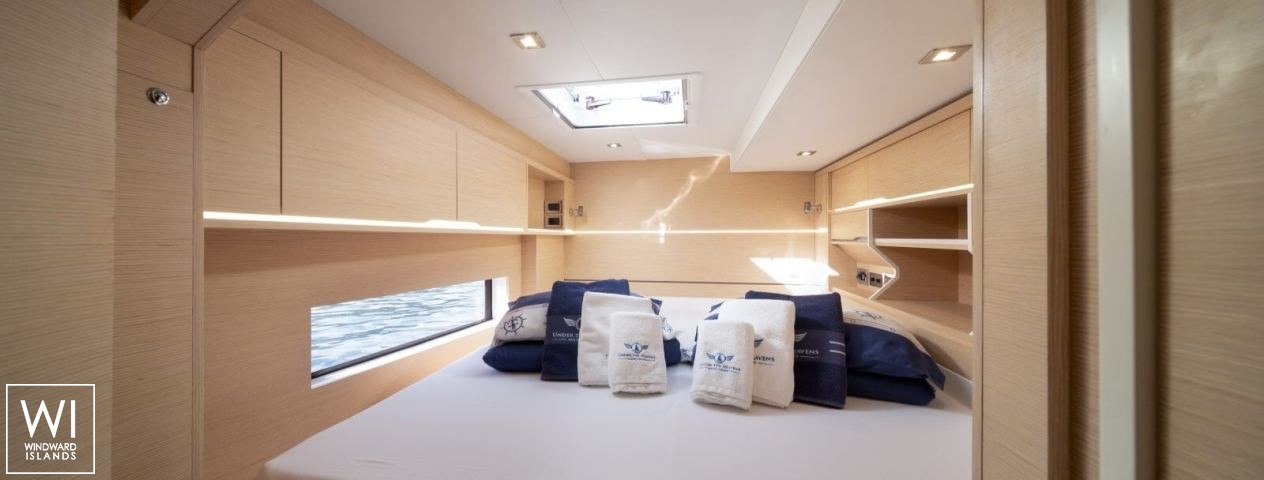 
																Catamaran 44																 6
