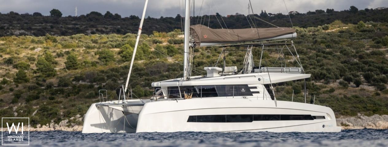 
																Catamaran 44																 0