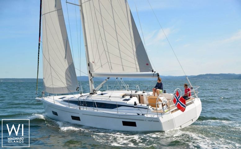 
																Bavaria 42																 3