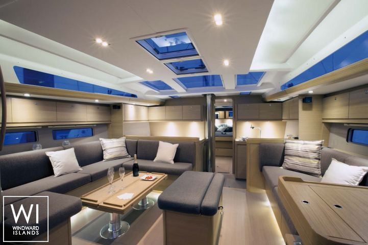 
																Dufour 500																 4