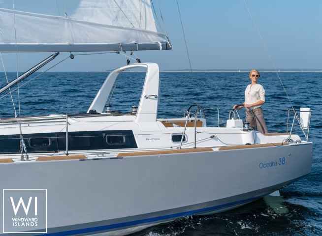 
																Oceanis  38																 2