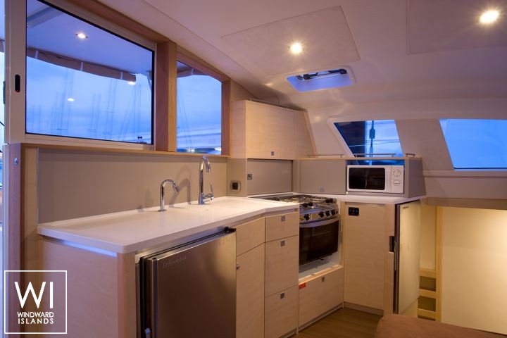 
																Catana 42																 3