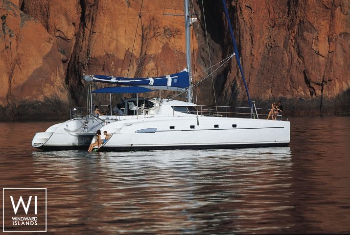 
																Bahia 46																 1