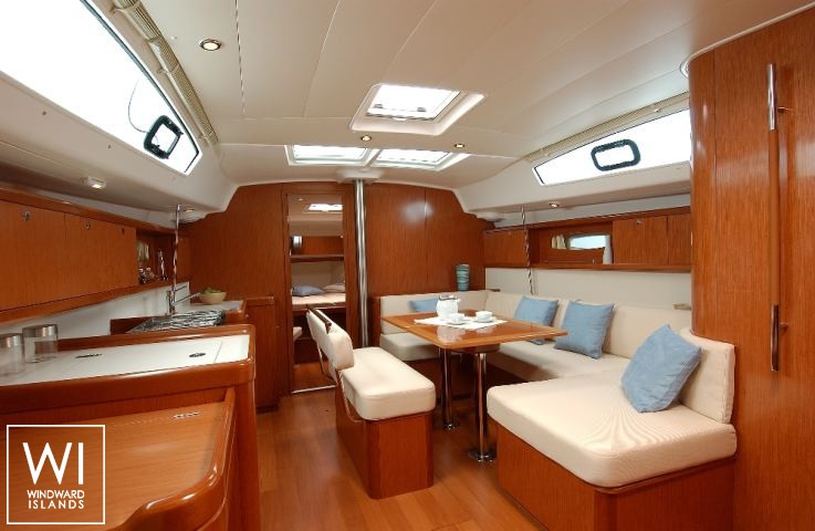 
																Oceanis  43																 2