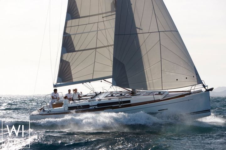 
																Dufour 405																 0