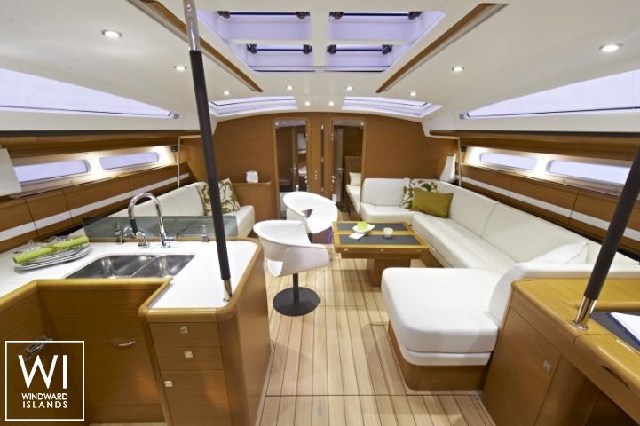 
																Jeanneau 57																 3