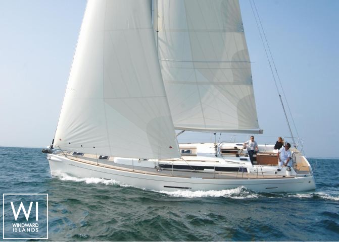 
																Dufour 450																 1