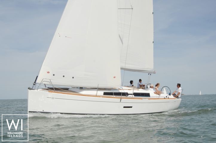 
																Dufour 450																 2