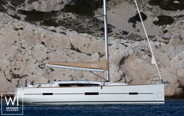 
																Dufour 410																 3