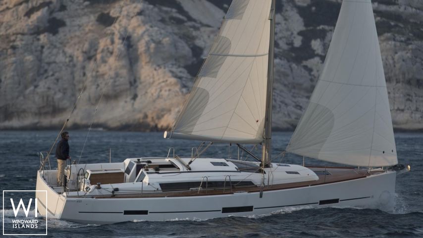 
																Dufour 410																 1