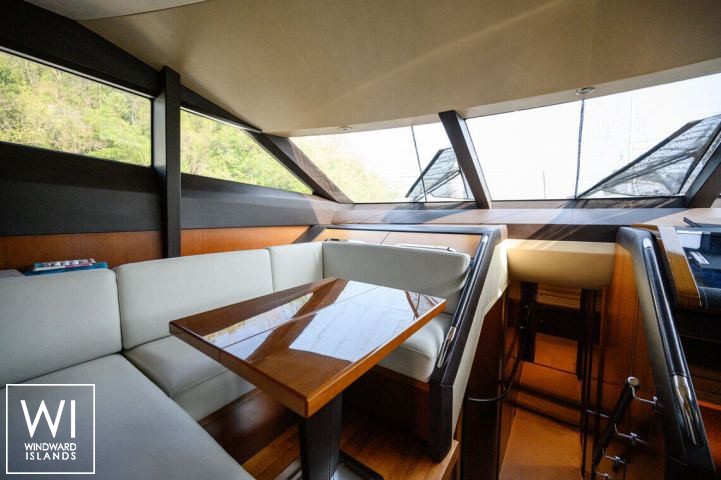 
																Princess V 78																 4