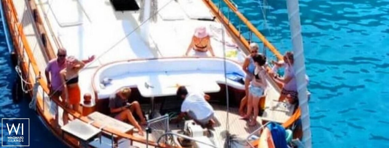 
																Perla del Mar 1																 4