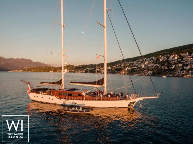 
																Voyage																 0