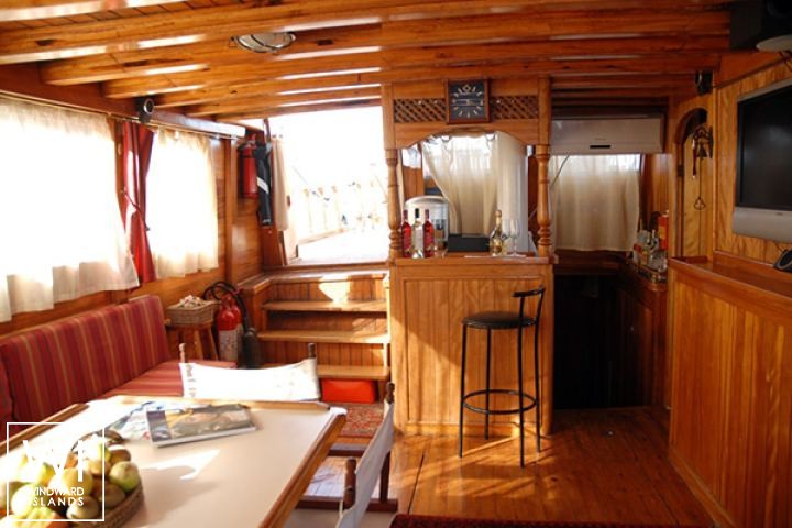 
																Altinlar																 6