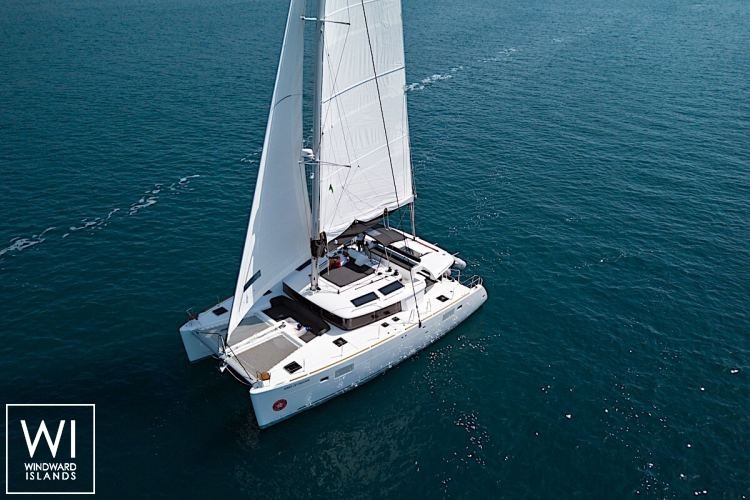 Lagoon-catamaran Lagoon 450 Exterior 1